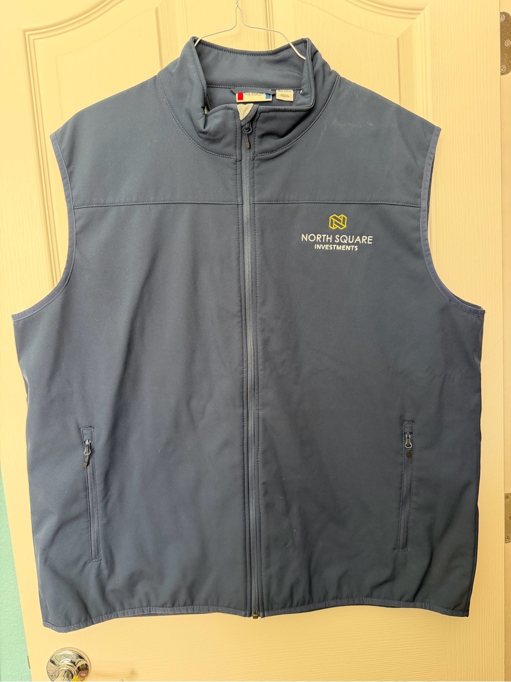 Clique Men's Navy Softshell Vest with Zip Pockets